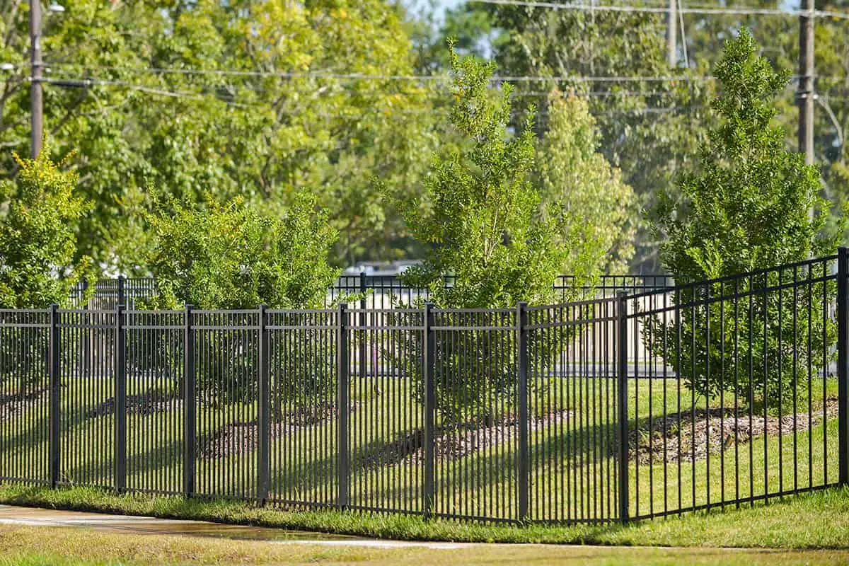 Utah Fencing aluminum fence - Sterling Commercial