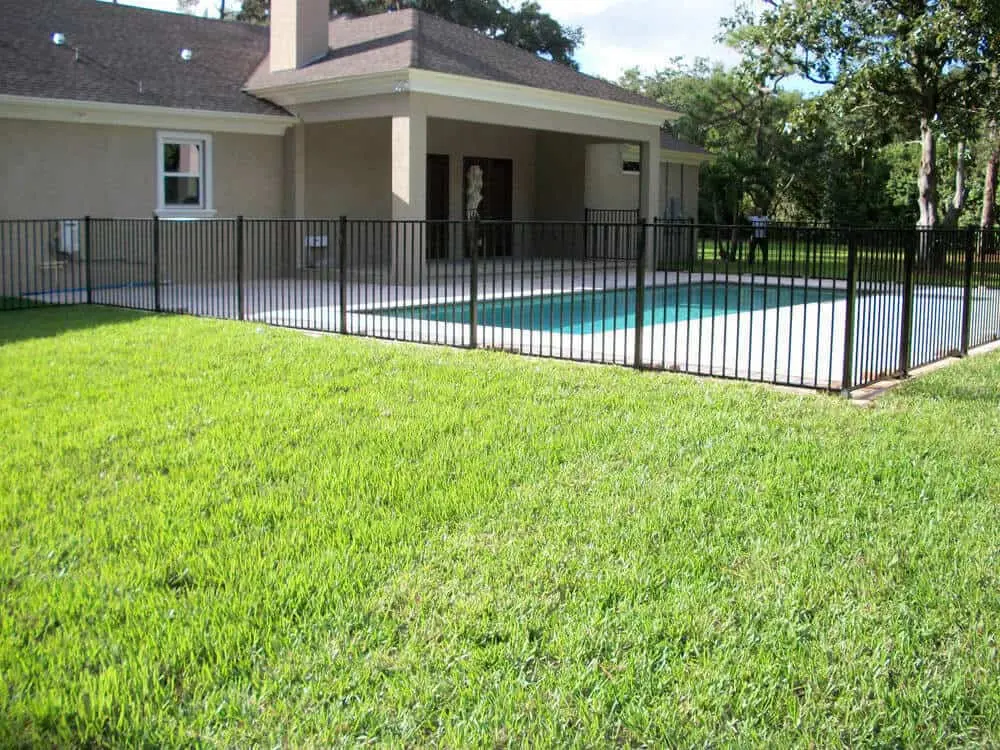 Sterling White Aluminum Pool Fence