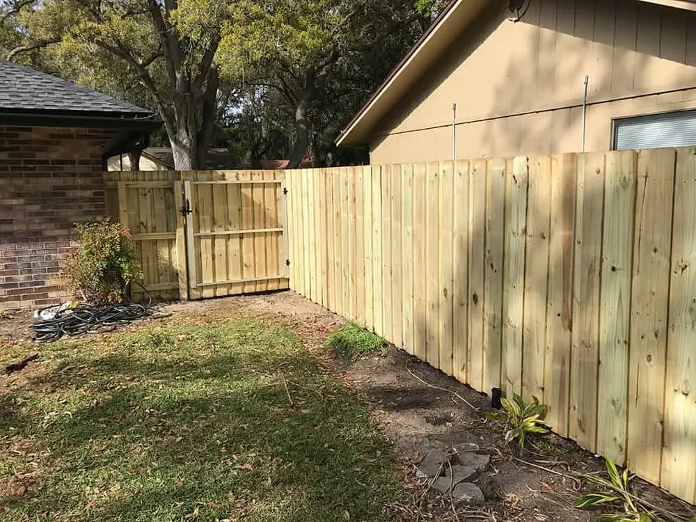 Utah Fencing wood fence - Board On Board 9